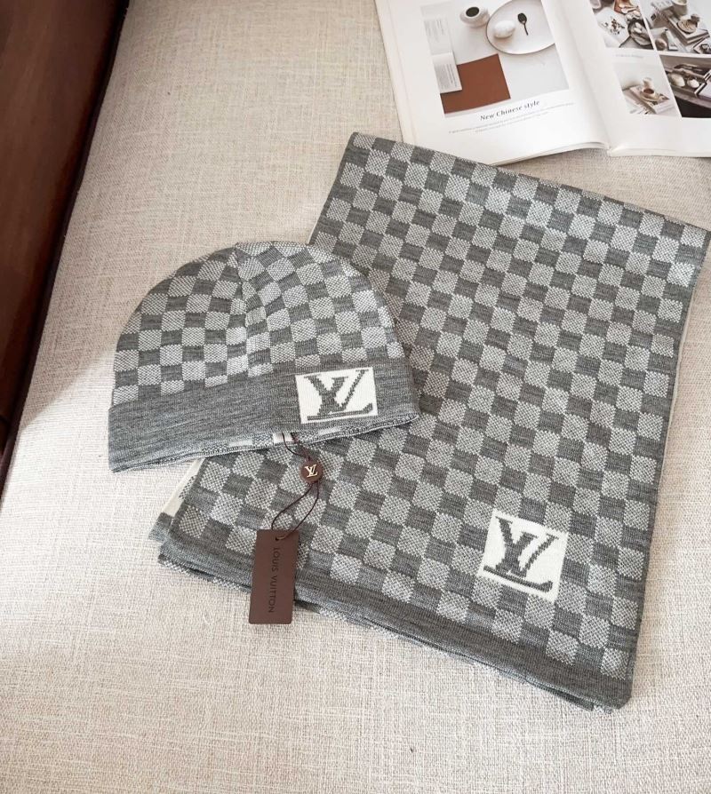 Louis Vuitton Caps Scarfs